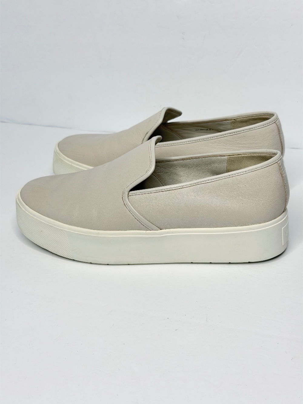 Vince Brenden Leather Platform Slip-On Sneakers / Loafers – Women’s Size 7.5
